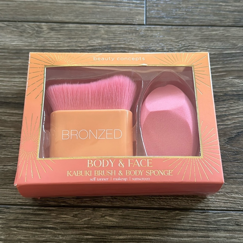 KABUKI BRUSH & BODY SPONGE
